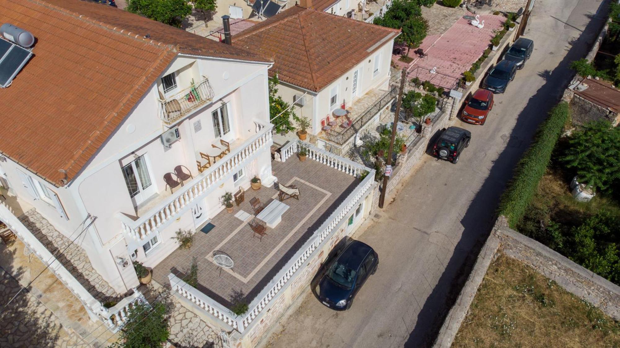 Koukouapartments & Suites Vathy  Zewnętrze zdjęcie